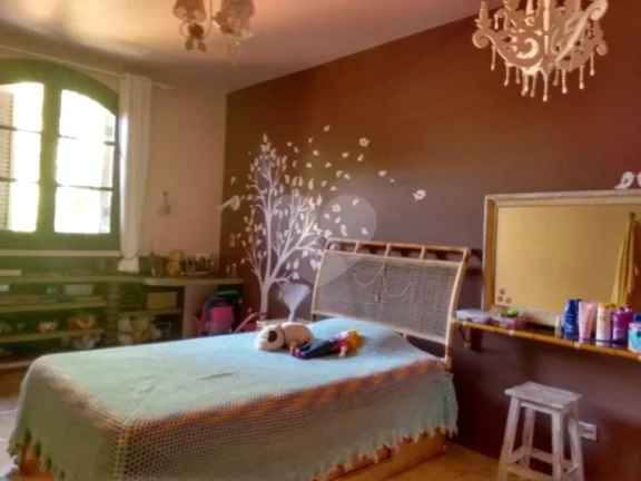 Imagem Casa à venda com 4 quartos, sendo 4 suítes, em Vila Sônia, São Paulo - SP