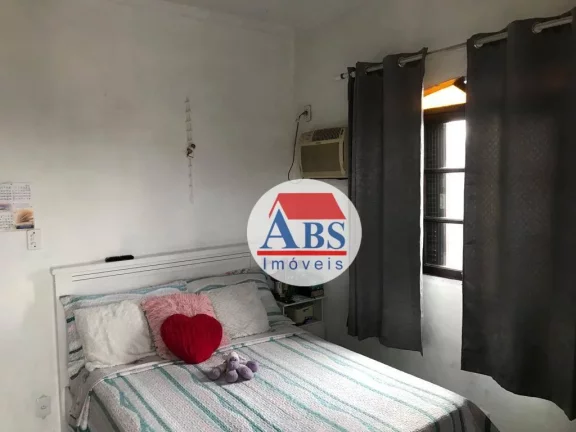 Imagem sobrado com piscina