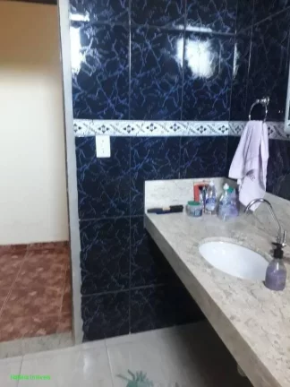 Imagem *OPORTUNIDADE DE NEGÓCIO!!!

*CASA CONSTITUÍDA POR 2 QUARTOS, SALA, COZINHA, BANHEIRO, ÁREA DE SE...