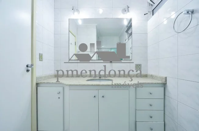 Imagem Apartamento em Higienopolis com 3 quartos (1 sui­te) e 1 vaga, 209m²