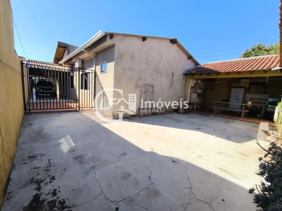 Imagem Impecável residência à venda em Campo Grande-MS, Jardim dos Estados: 3 quartos, 1 suíte, 2 salas, 2 banheiros, com edícula, 4 vagas de garagem, 210m².