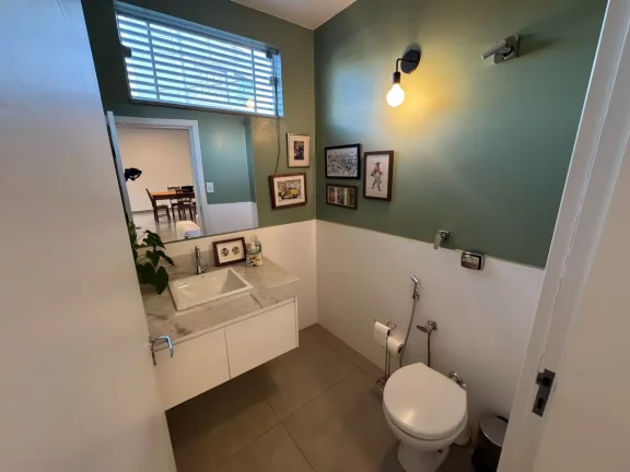 Imagem Casa tipo para venda em Centro com 3 quartos, sendo 3 suítes, 266m2