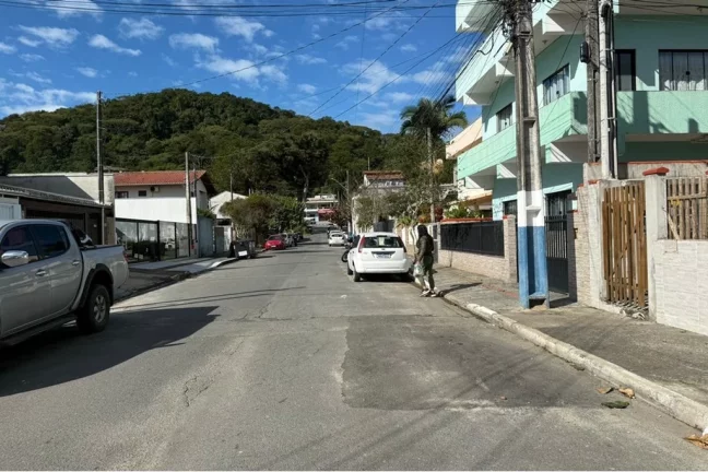 Imagem BDBOS 146 Casa 590231111-62 - Casa à venda no bairro Barra - Balneário Camboriú/SC
