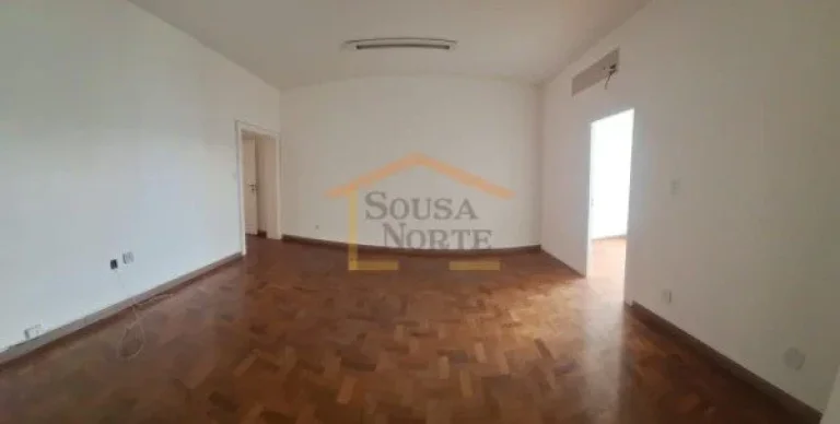 Imagem Conjunto comercial com 98 m², distribuído em ambientes amplos, bem iluminados e funcionais. Conta ...