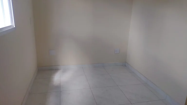 Imagem APARTAMENTO SEM CONDOMÍNIO, TÉRREO C/ 3 E DORMITÓRIOS E UMA SUÍTE