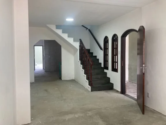 Imagem Sobrado com 2 dormitórios à venda, 150 m² por R$ 607.000,00 - Vila Bela Vista - Suzano/SP