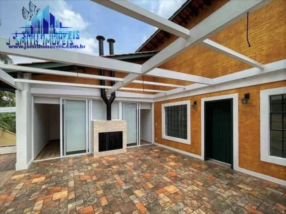Imagem Excelente casa TÉRREA rústica / contemporânea, com muita personalidade e MANUTENÇÃO IMPECÁVEL....