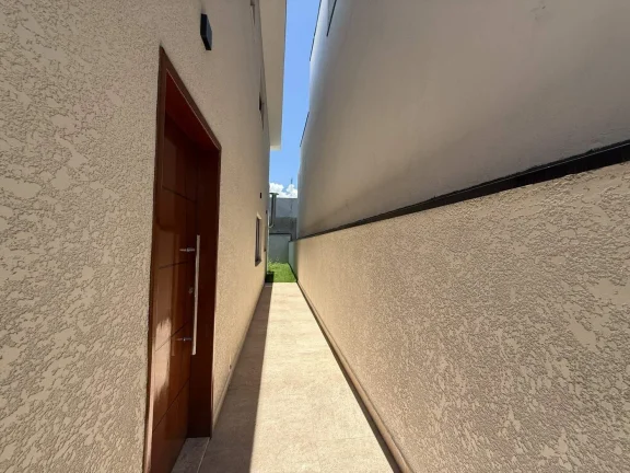 Imagem Casa à Venda com 3 Dorm e 4 Vagas - Condomínio Nova Jaguari