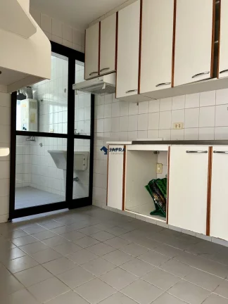 Imagem Venda 2 quartos (1 suíte) com vaga fixa Shopping Frei Caneca