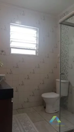 Imagem SANTO ANDRÉ Sobrado 200M², 3 dormitórios, 4 vagas com ótima localização e valor !!!