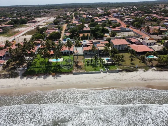 Imagem Casa com 4 Dormitórios e 2 Suítes na Praia de Muriú