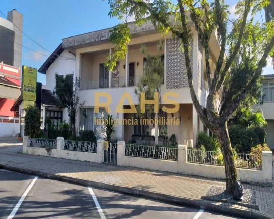 Imagem Casa Comercial em Área Central de Joinville Excelente imóvel em área central da cidade, com terre...