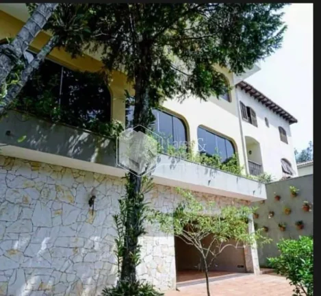 SOBRADO À VENDA COM 488 M², 4 SUÍTES, MÓVEIS PLANEJADOS, ESCRITÓRIO, 8 VAGAS E TERRAÇO GOURMET - JARDIM SÃO BENTO, SÃO PAULO, SP.