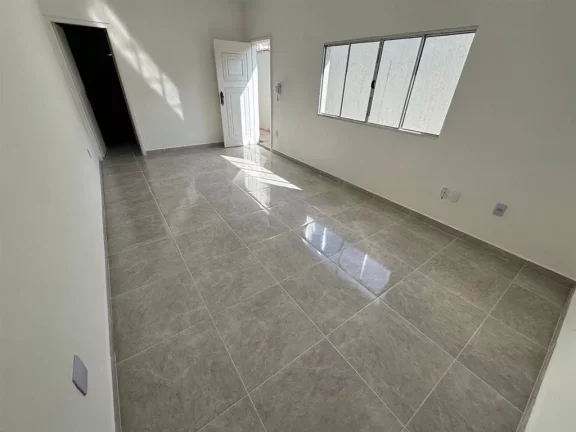 Imagem Casa à Venda em Vila Guilhermina, Praia Grande - SP