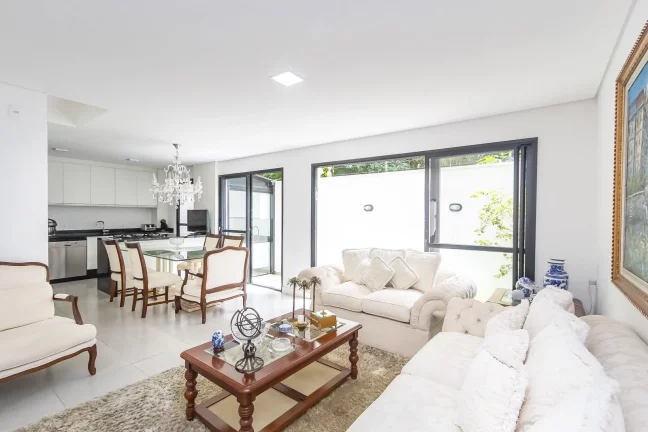 Imagem Casa a Venda Bairro Santa Inacio, perto do Parque BArigui