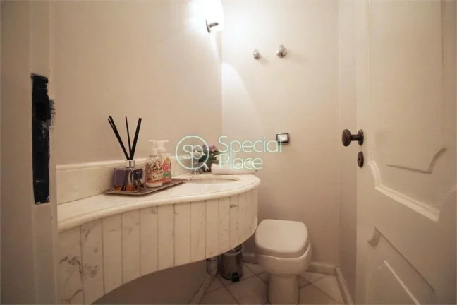 Imagem Excelente apartamento com 230mÂ² em HigienÃ³polis. Amplo living com sacada e janelÃµes, lavabo, 03 Ã...