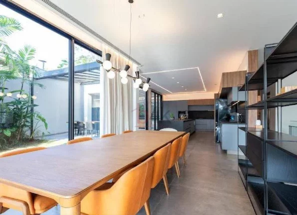 Imagem Casa com 1200m² em condomínio fechado à venda em São Paulo - SP