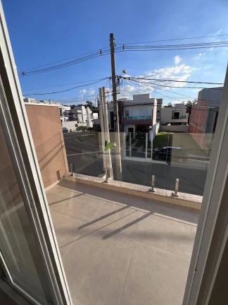 Imagem Excelente Casa em Condomínio
