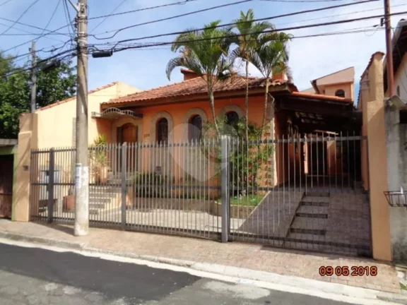 Imagem Casa Térrea à venda com 3 quartos, sendo 3 suítes, em Vila Sônia, São Paulo - SP