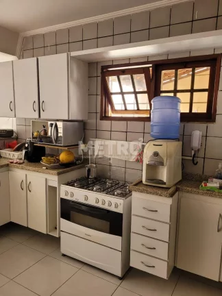 Imagem Venda, Casa, Bairro Parque Bandeirantes, São 4 quartos sendo 3 suítes, 3 salas,