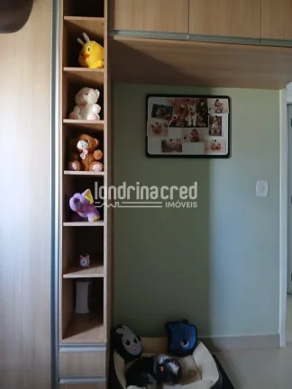 Imagem Linda casa no Cond. Terra Nova com 3 dormitórios (1 suíte), 2 vagas cobertas, 150m², planejados, ar-condicionado e ótimo aproveitamento do terreno de 145m².