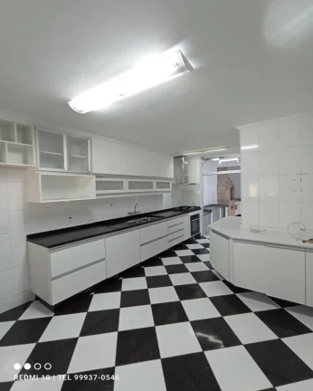 Imagem Alugo casa em condomínio 04 dor