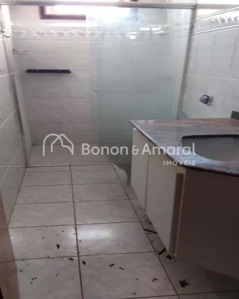 Imagem Casa a venda no Jardim Santa Genebra em Campinas!!

Local estratégico proximo a saida para a rodovi...
