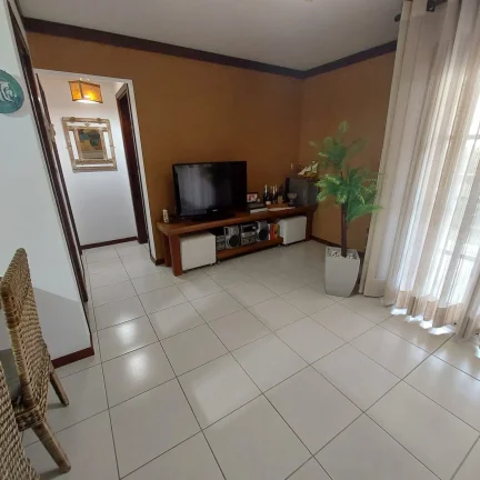 Imagem Apartamento garden com 2 dormitórios, poucos metros da vila de Praia do Forte