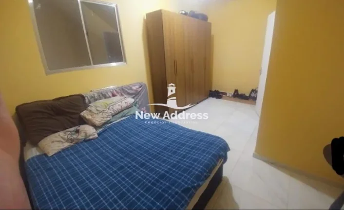 Imagem Apartamento térreo com entrada independente, 2 quartos, varanda com blindex, sem taxa de condomínio. Localização excelente no Vale Encantado.
