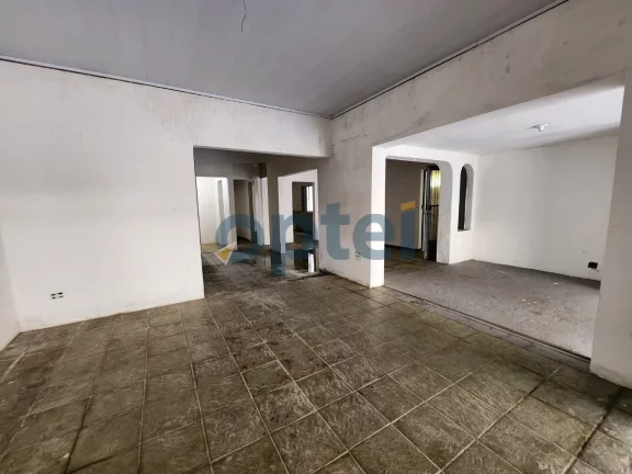 Imagem Salão / Ponto Comercial na Av. São João Batista no Rudge Ramos - 420m2 no total