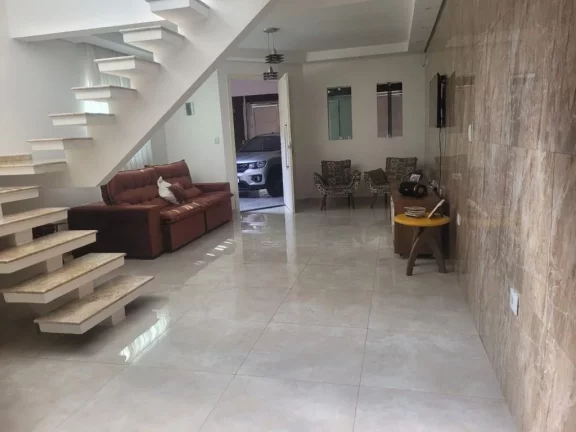 Imagem Sobrado com 3 dormitórios à venda, 298 m² por R$ 600.000,00 - Jardim Luciana - Itaquaquecetuba/SP