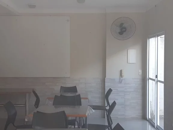 Imagem Apartamento à venda em Cotia-SP, 2 quartos, 1 banheiro, 1 vaga, 54m² no Jardim Central!