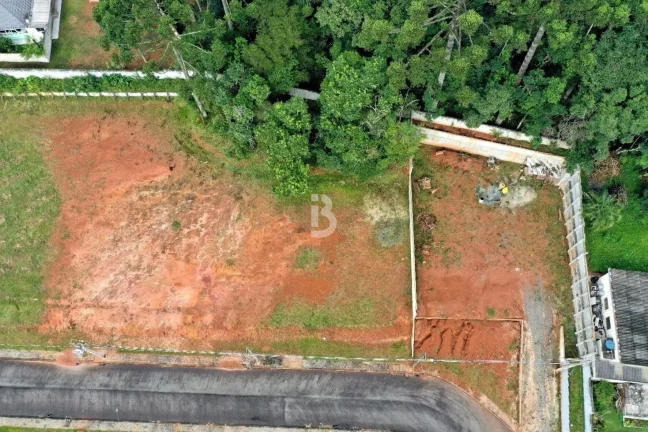 Imagem Terreno em Condomínio fechado em Campo Largo no bairro Ferraria