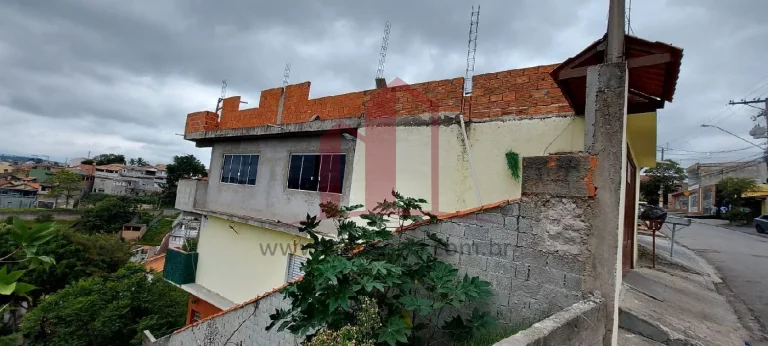 Imagem Imperdível oportunidade: Casa à venda em Franco da Rocha-SP, Centro. 3 quartos, 1 suíte, 1 sala, 2 vagas, 166,30m².