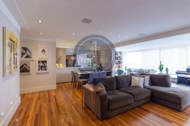 Imagem Apartamento de luxo em Moema, São Paulo-SP: 4 quartos, 3 suítes, 2 salas, 4 banheiros, 3 vagas de garagem, 181m².