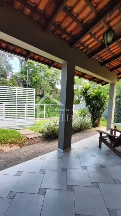 Imagem Casa à venda no bairro Saguaçú com 190m²