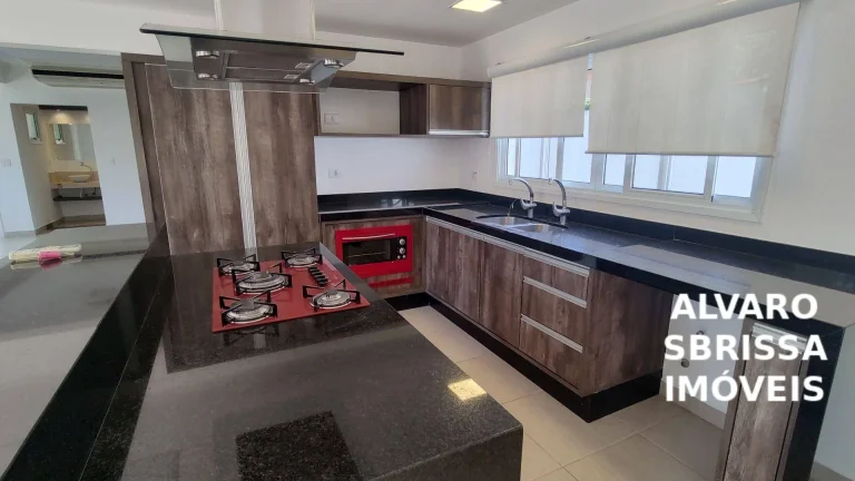 Imagem Casa com piscina, área gourmet e grande quintal. Estuda permuta com imóvel comercial. 395 m². Condomínio Zuleika Jabour Salto/SP