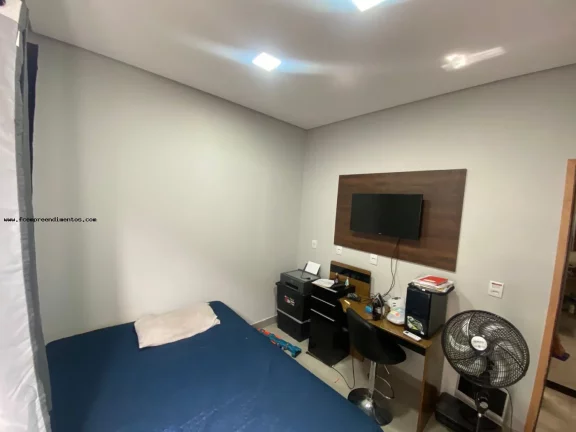 Imagem Casa para Venda em Limeira, Jardim Marajoara, 2 dormitórios, 1 suíte, 2 banheiros, 4 vagas