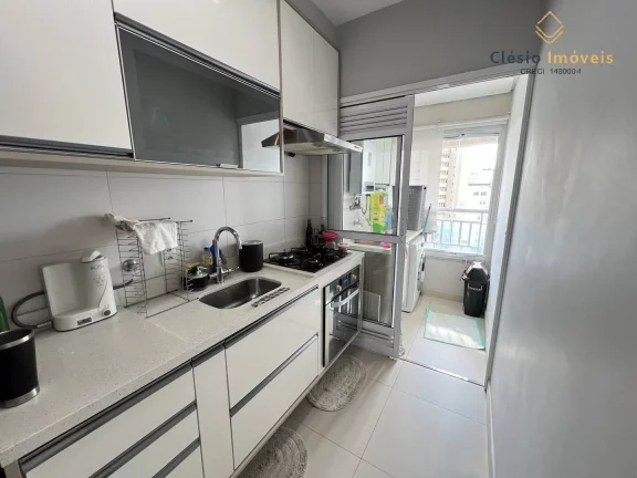 Imagem Apartamento 1 Quarto | Sala com Varanda | 1 Vaga, 45m² Útil | República