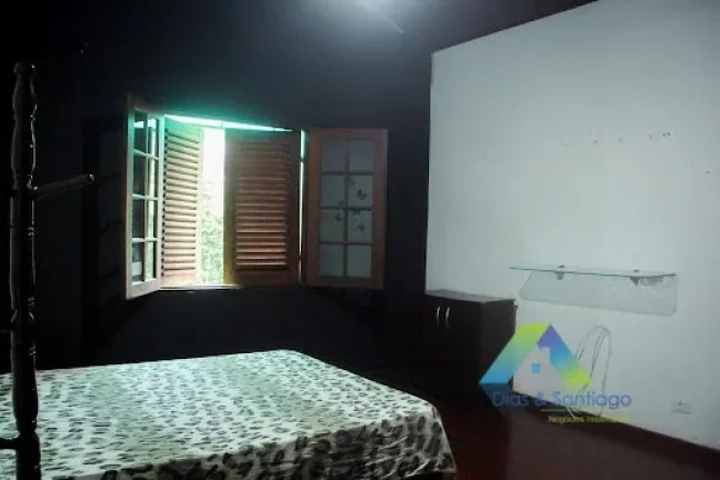 Imagem LINDO SOBRADO NO CONDOMINIO FECHADO EM DIADEMA