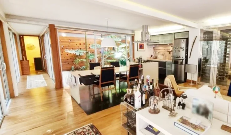 Imagem Casa Tríplex Vila Nova Conceição - 245M², 3 Dorms, 3 Suítes, 2 Vagas, Quadra, Lavanderia, Jardim, Split.