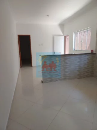 Imagem Casa à 250 metros da Praia do Agenor de Campos em Mongaguá, piscina, garagem, 350mil