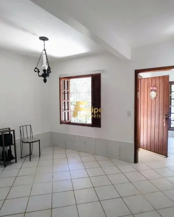 Imagem CASA DE CAMPO EM CONDOMÍNIO FECHADO COM PORTARIA 24 HORAS.