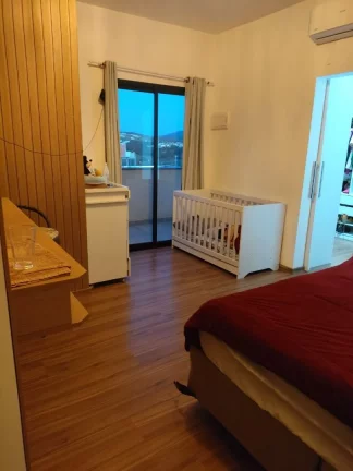 Imagem Sobrado com 3 dormitórios para alugar, 142 m² por R$ 4.310/mês - Reserva do Vale - Caçapava/SP