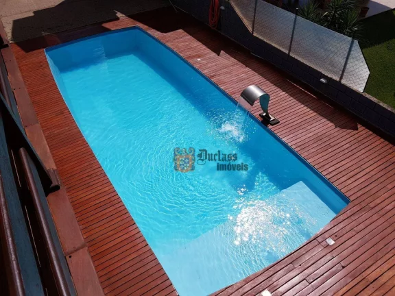 Imagem Sobrado com 4 dormitórios à venda, 250 m² por R$ 900.000,00 - Santa Fé - Piracaia/SP