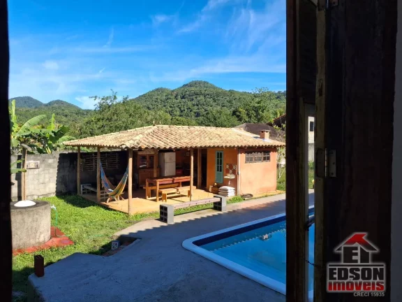 Imagem Casa a Venda Estilo Rústico em Itaocaia Valley