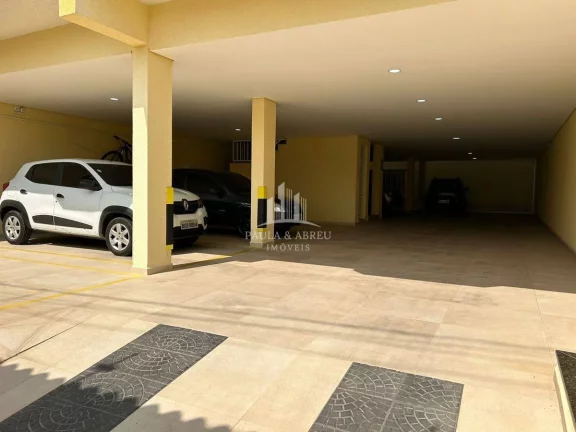 Imagem Apartamento 2 Dormitórios, quintal no 1° andar, 1 vaga em Utinga, Santo André