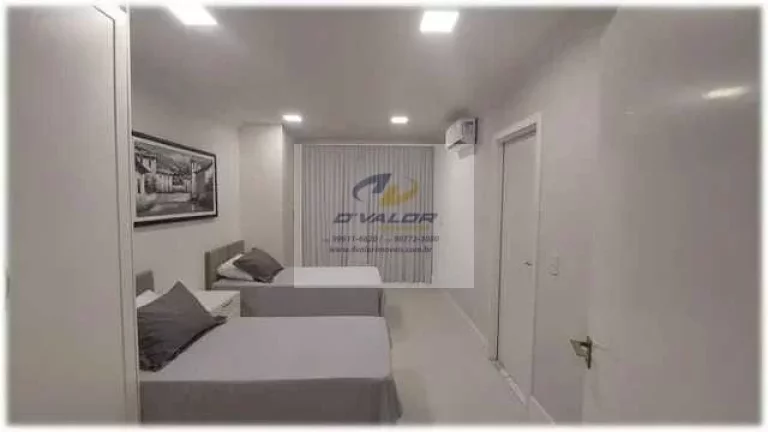 Imagem Vendo Casa, Porteira Fechada, com 334 m², 4 quartos s/ 3 suítes, escritório, piscina e 4 vagas