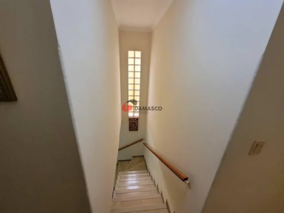 Imagem Sobrado à venda 3 Quartos, 1 Suite, 5 Vagas, 297M², Sítio da Figueira, São Paulo - SP