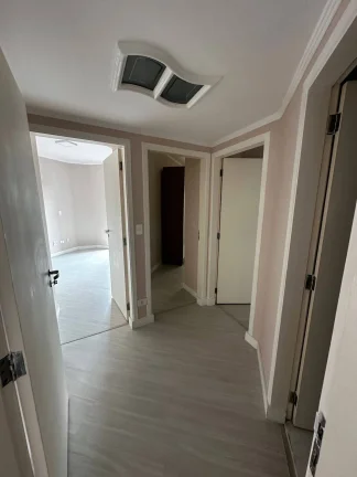 Imagem Apartamento 188 m² 4 Dormitorios sendo 1 Suite e 3 Vagas de Garagens